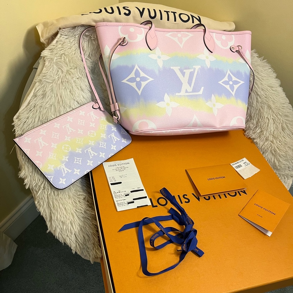 RARE* NEW* Louis Vuitton Escale rainbow Neverfull mm